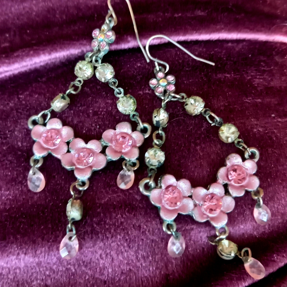 Elegant Pink Floral Earrings